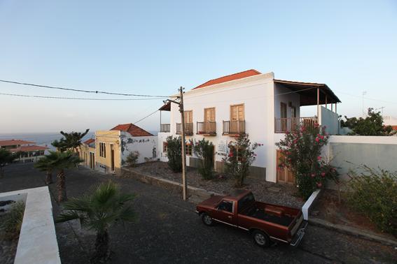 Casa Beiramar Hotell São Filipe Eksteriør bilde