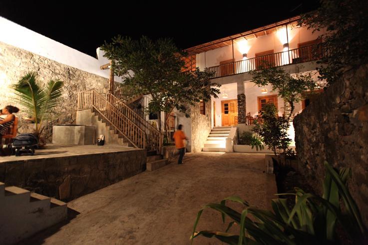 Casa Beiramar Hotell São Filipe Eksteriør bilde
